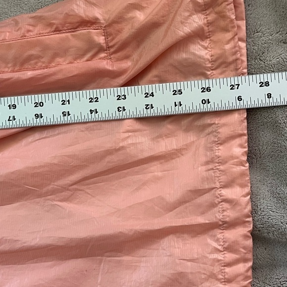 KITH Powell 1/4 Zip Windbreaker Pnk, Ronnie Fieg Unveils KITH's "Volcano 2.0" S - Picture 15 of 15